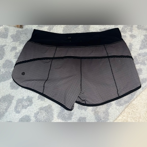 Lululemon speed up low rise size 4 black&white - Picture 2 of 5